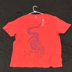 GAP Red Men's Tee with Dragon Design